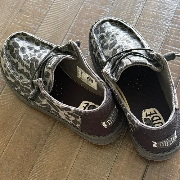 Hey Dude Women's Slip-On Flats in Gray Leopard Print - Picture 3 of 6